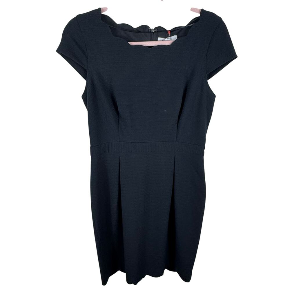 Elle NWT Black Textured Cap Sleeve‎ Scalloped Hem Sheath Dress Stretch Size 6